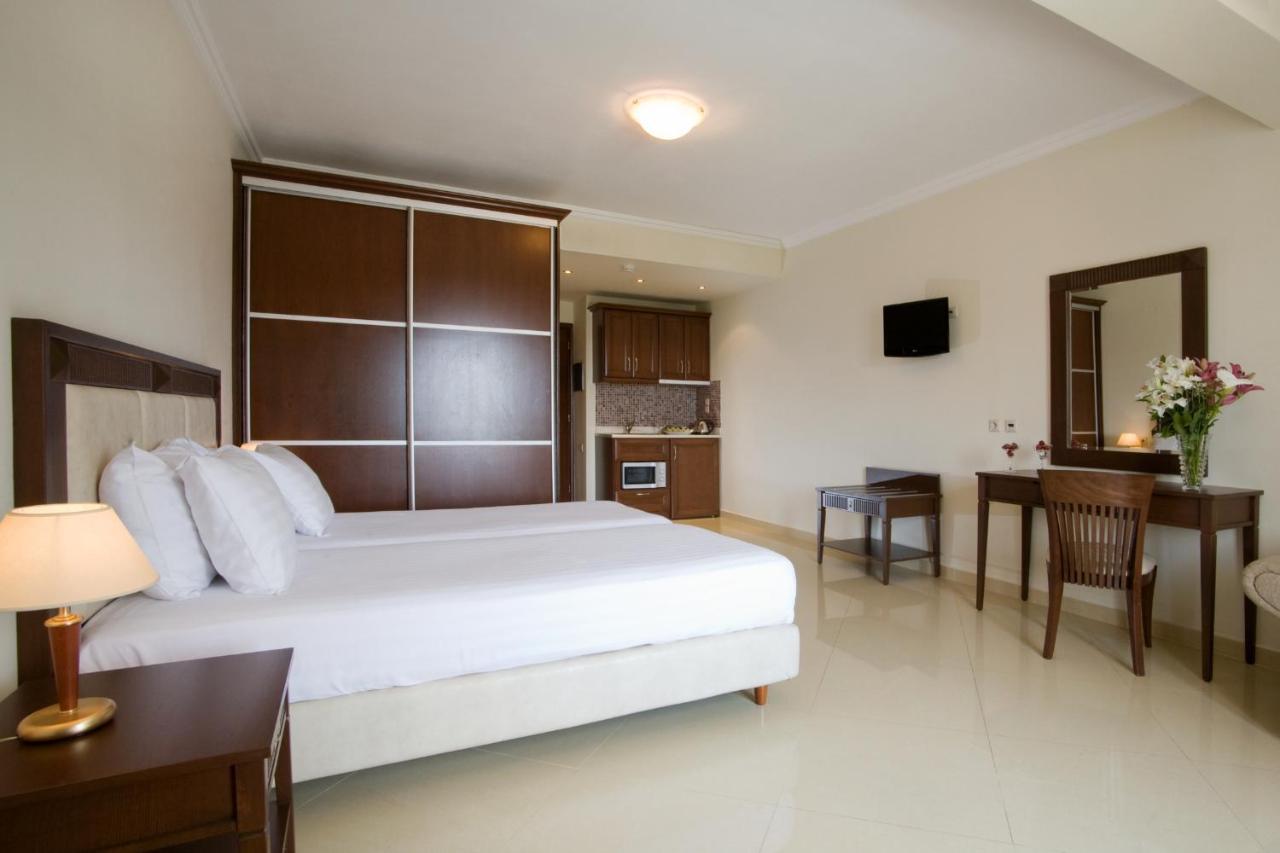 Royal Nidri Hotel Exterior photo